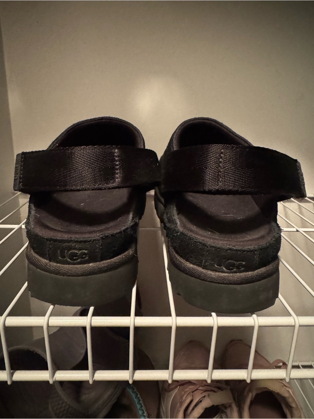 UGG Goldenstar Clogs - Picture 3 of 6